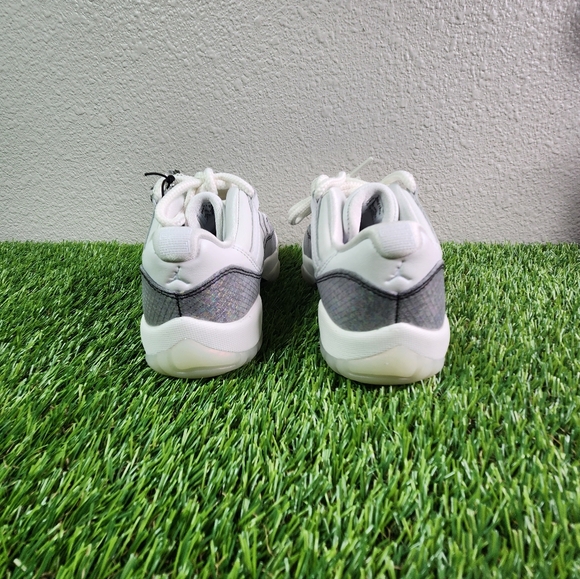 Air Jordan 11 Retro \